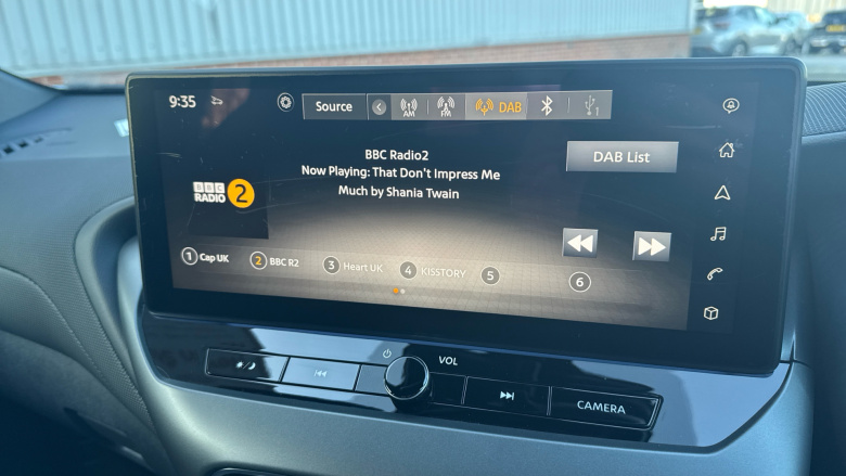 Nissan Juke 1.0 DiG-T N-Connecta 5dr Petrol Hatchback